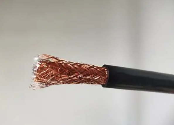 工廠電氣維護的同行對于電纜的選擇都是繞不開的話題.jpg 工廠電氣維護的同行對于電纜的選擇都是繞不開的話題.jpg